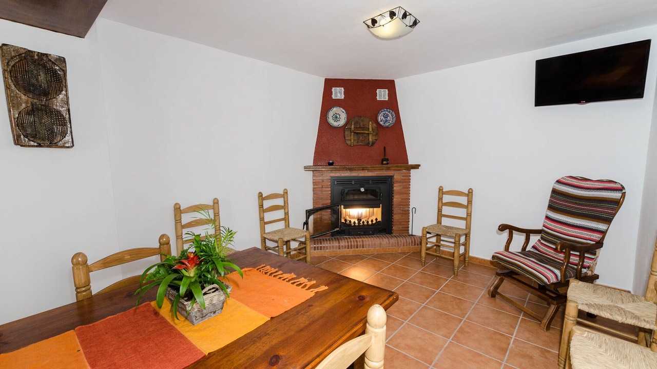 Photo of Others in Mondron