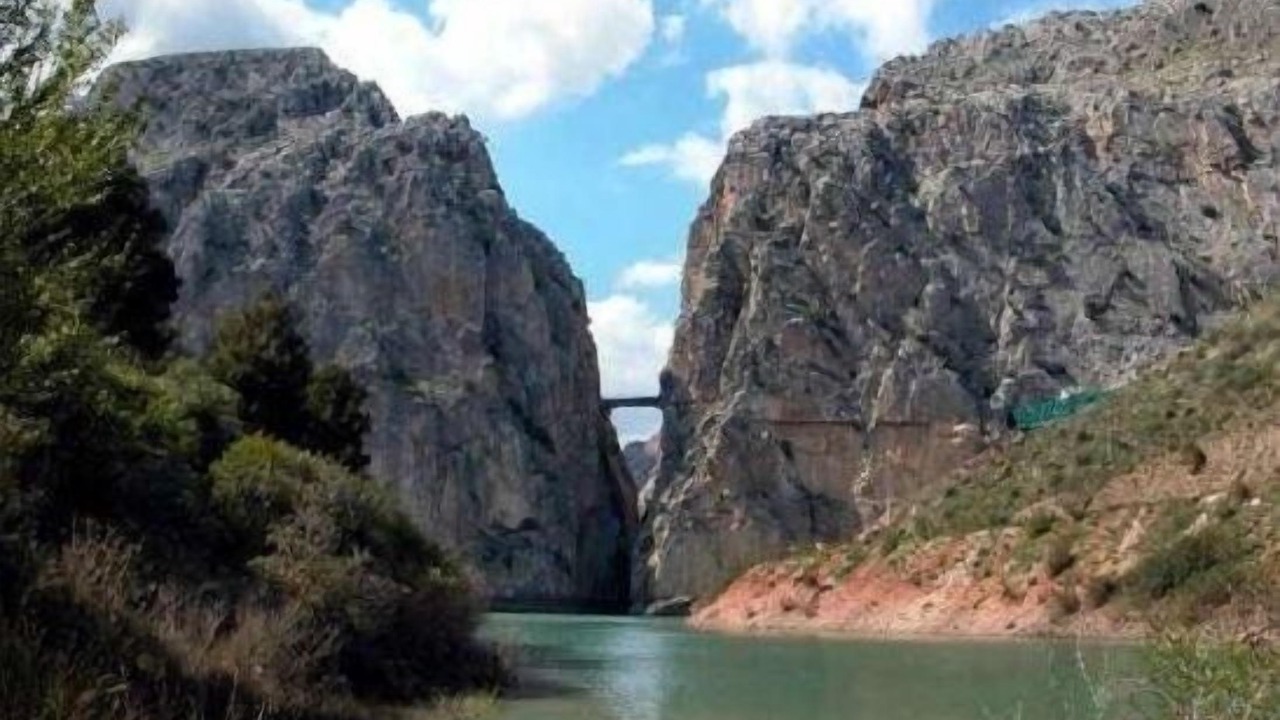 Photo of Others in Alora