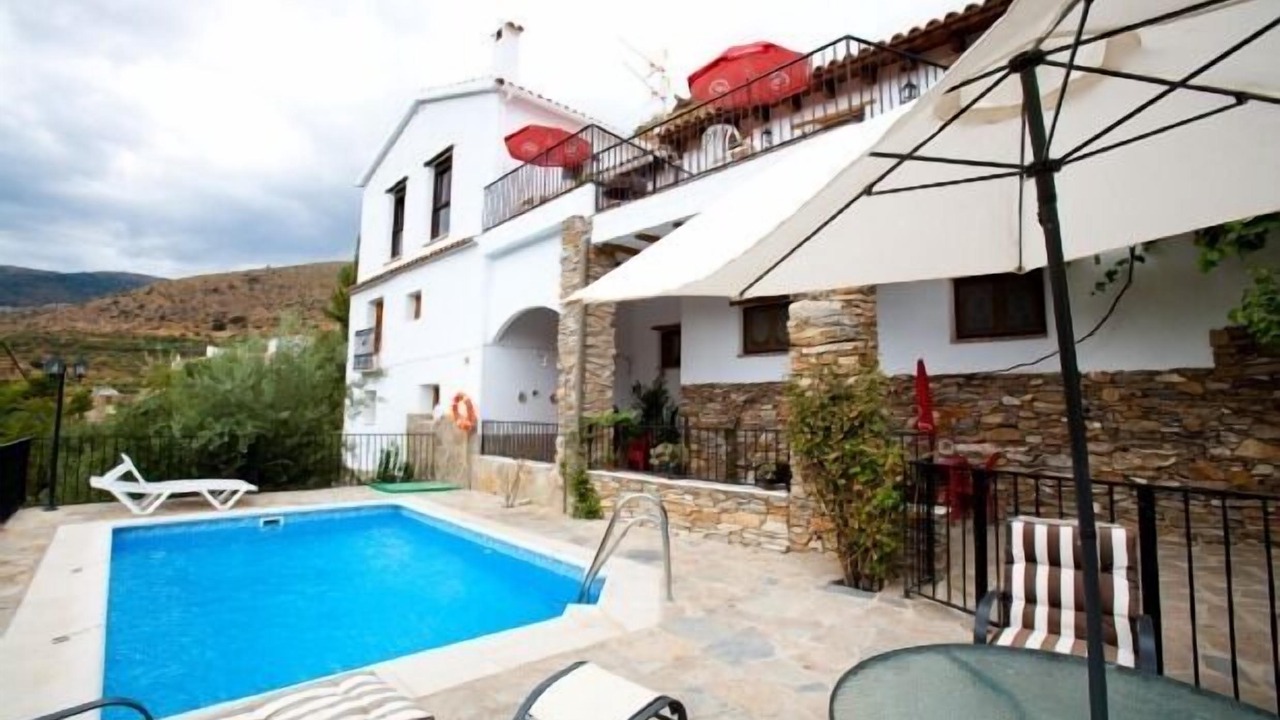 Photo of Outdoor in Laroya