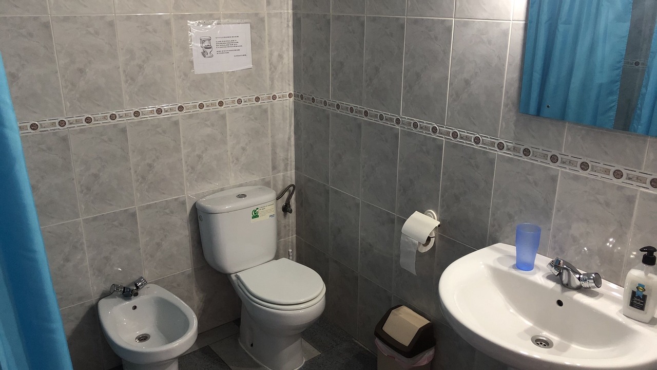 Photo of Bathroom in Benamahoma