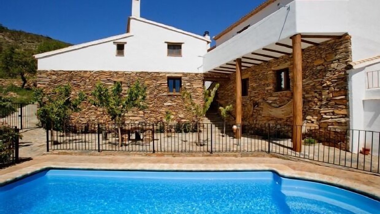 Photo of Outdoor in Laroya