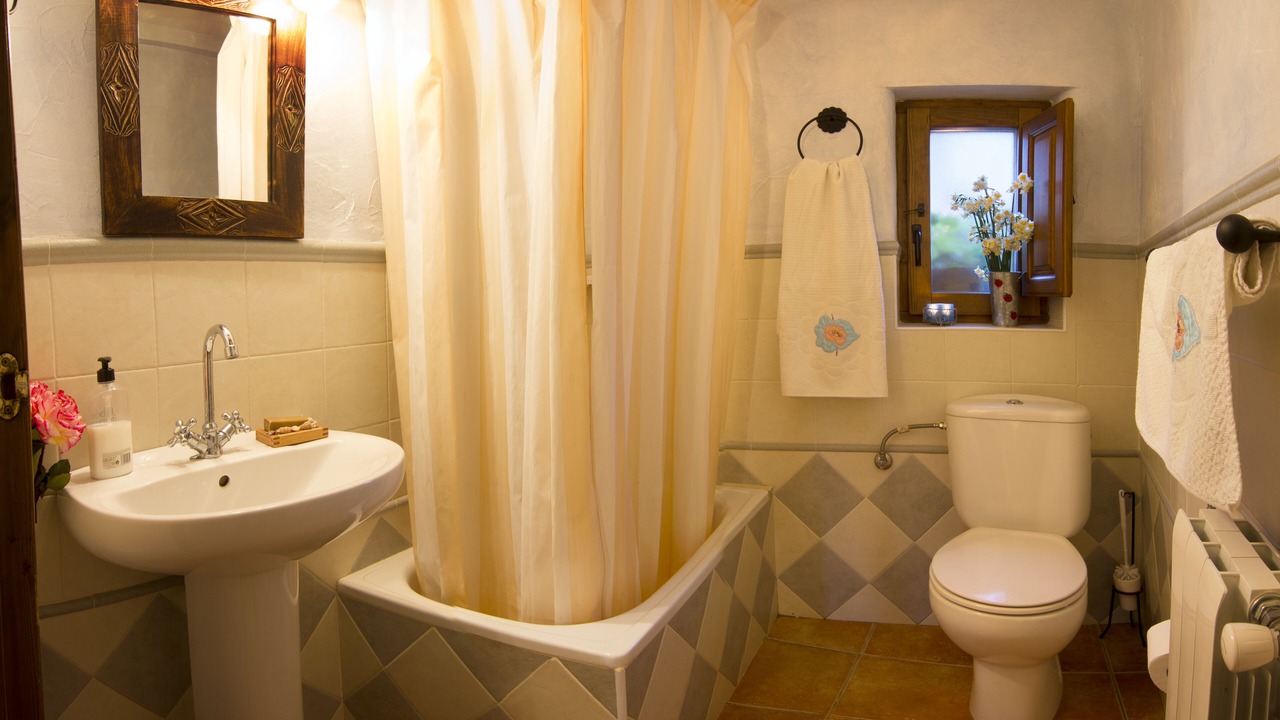 Photo of Bathroom in Laroya