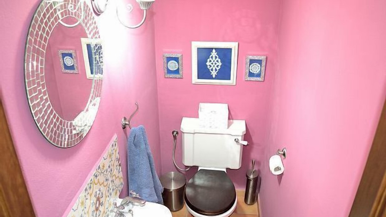 Photo of Bathroom in Alozaina