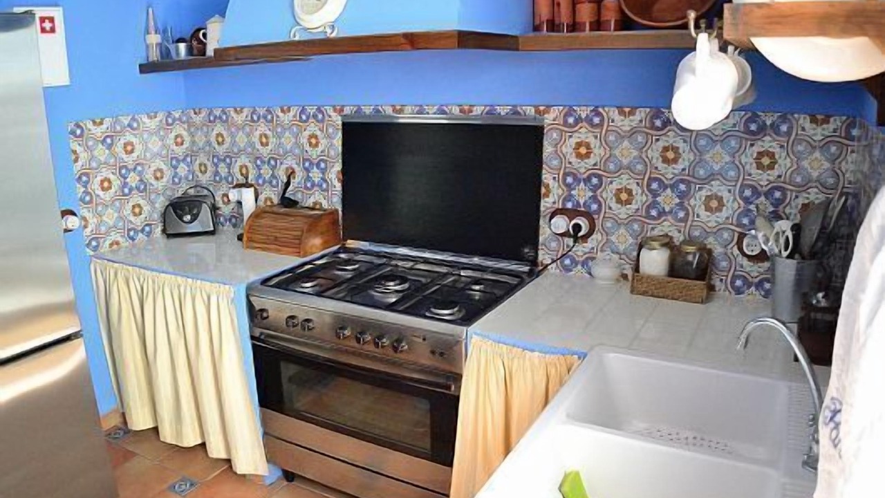 Photo of Kitchen in Alozaina