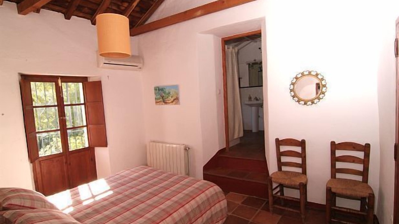 Photo of Bedroom in Benaojan