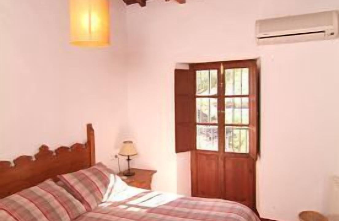 Photo of Bedroom in Benaojan