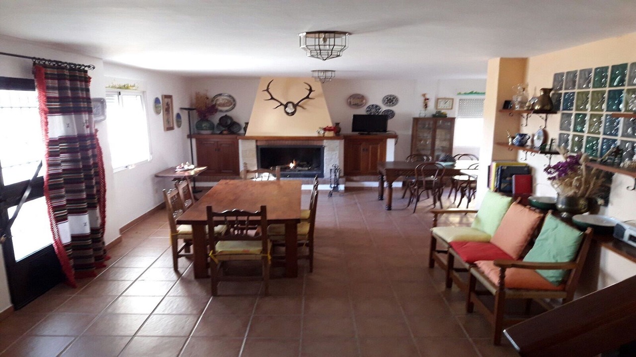 Photo of Others in Cullar Vega