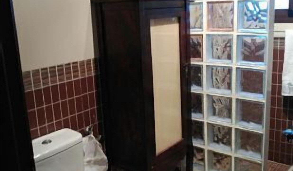 Photo of Bathroom in Alcaracejos