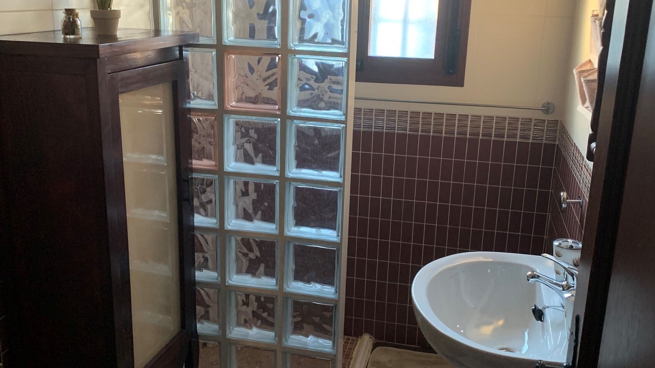 Photo of Bathroom in Alcaracejos