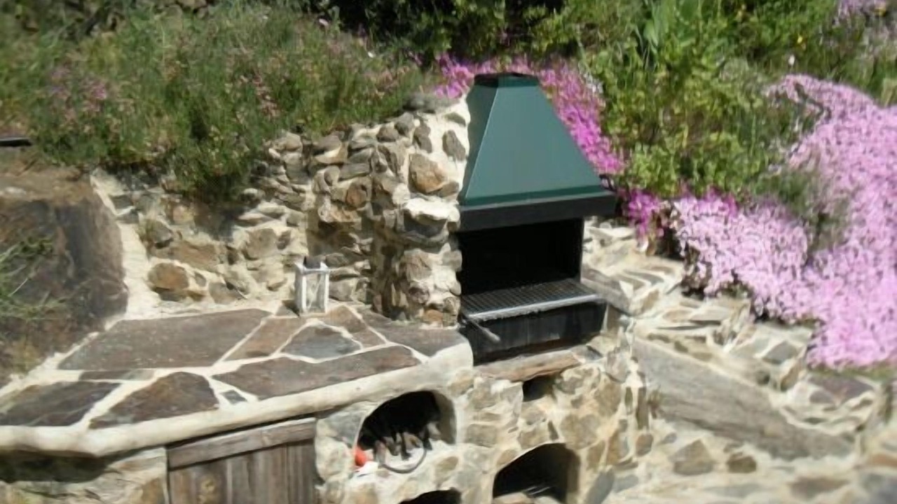 Photo of Outdoor in Arenas