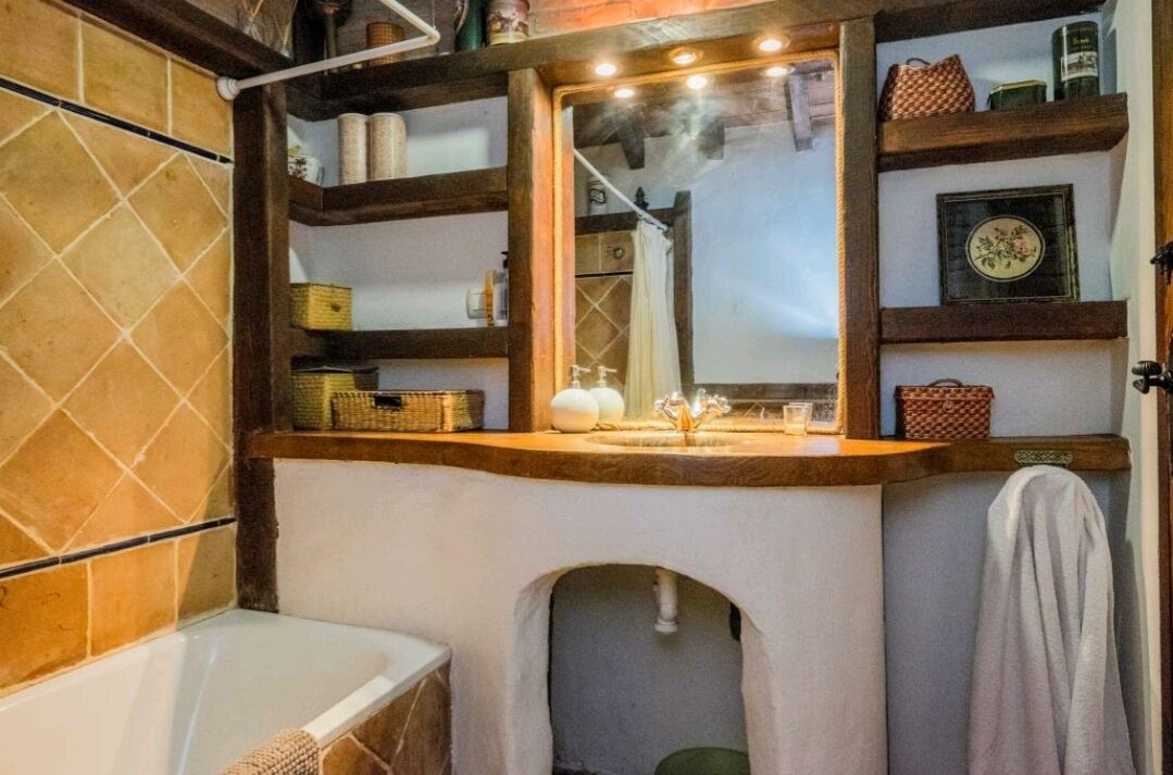 Photo of Bathroom in Arenas