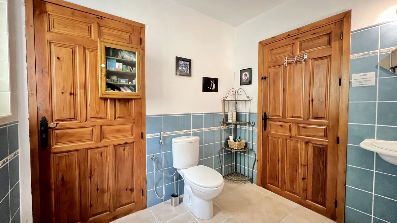 Photo of Bathroom in Comares