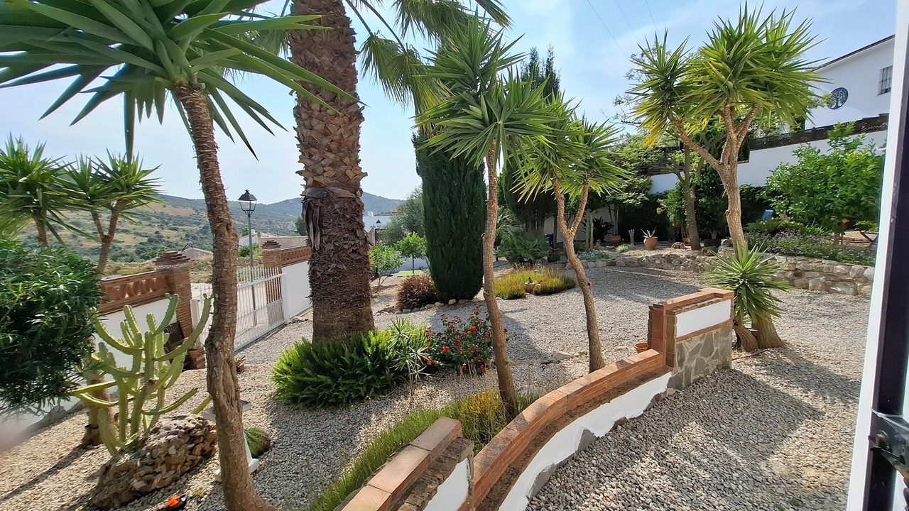 Photo of Outdoor in Mondron