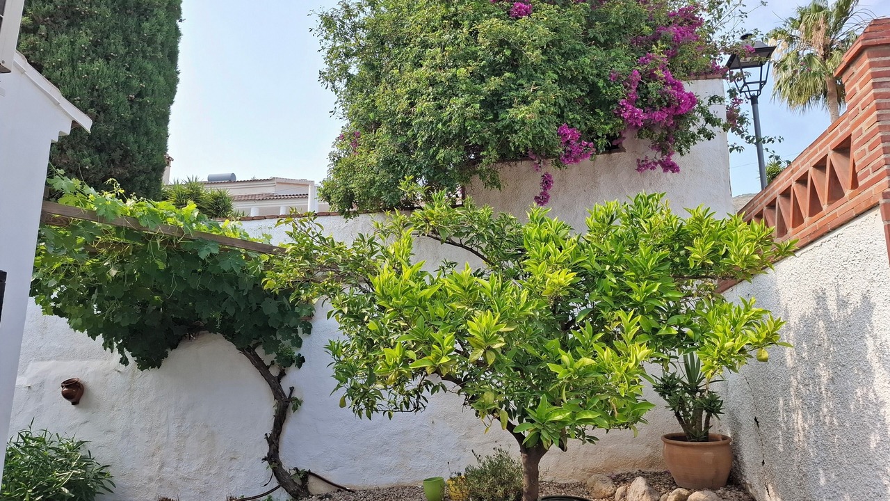 Photo of Outdoor in Mondron