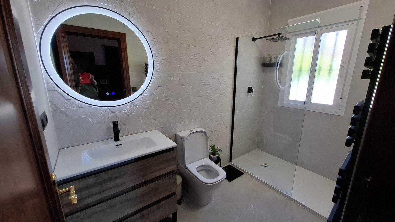 Photo of Bathroom in Mondron