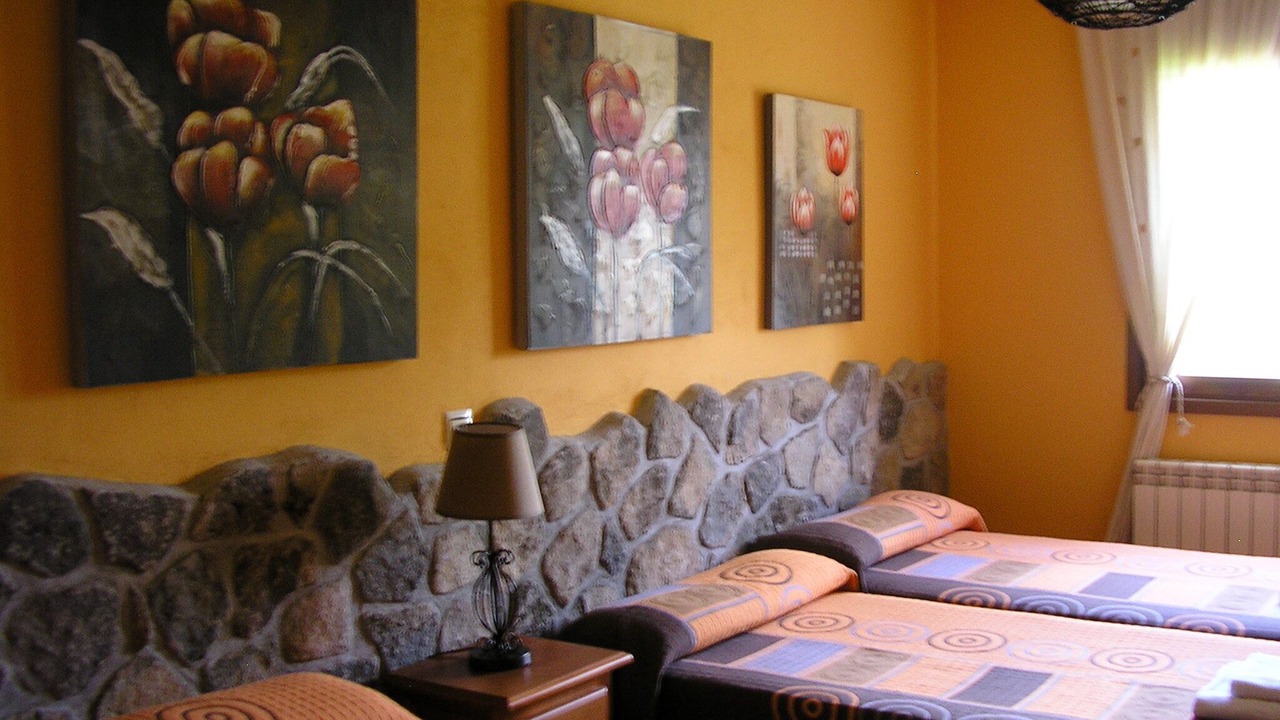 Photo of Bedroom in Navaluenga
