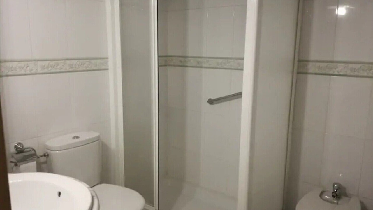 Photo of Bathroom in Leon XIII-Los Naranjos