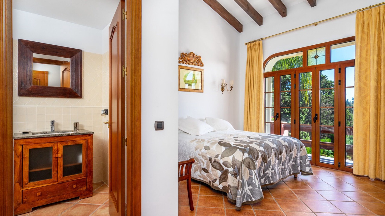 Photo of Bedroom in Guadalmina