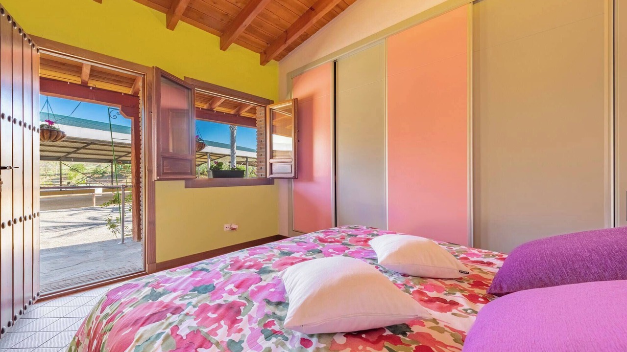 Photo of Bedroom in Coin