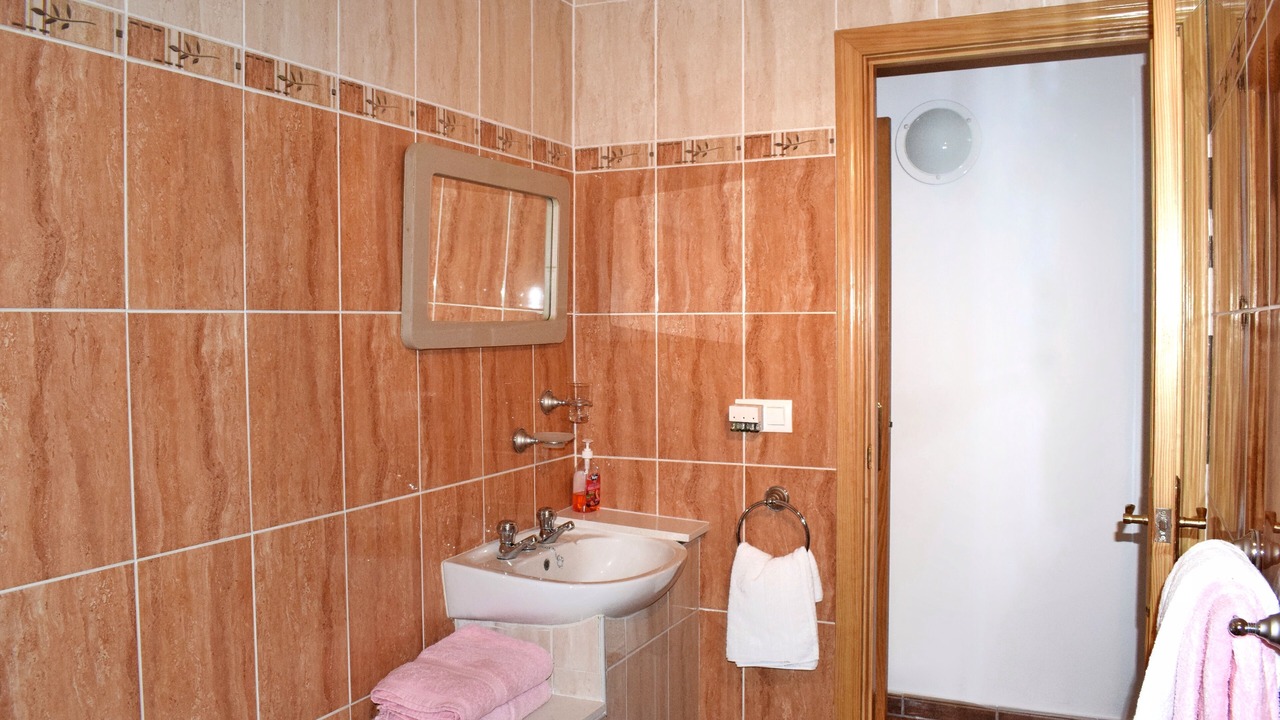 Photo of Bathroom in Pruna