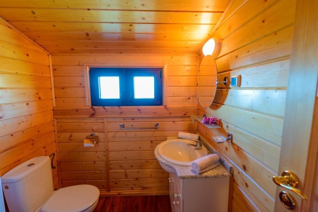 Photo of Bathroom in Arenas