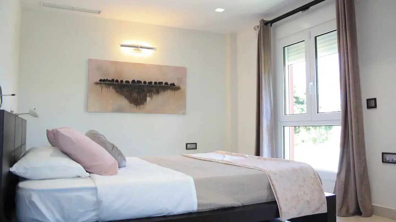Photo of Bedroom in Guadalmar