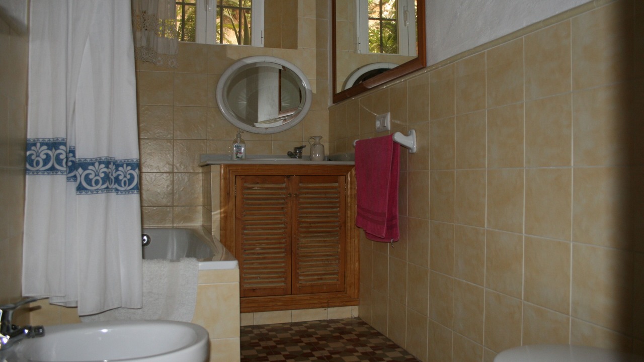 Photo of Bathroom in Rute