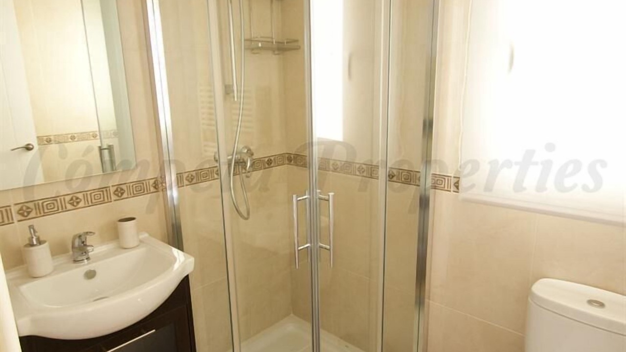 Photo of Bathroom in Canillas de Albaida