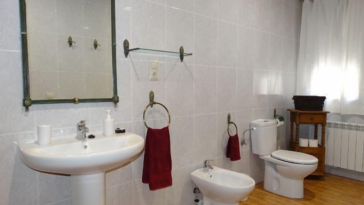 Photo of Bathroom in Riopar