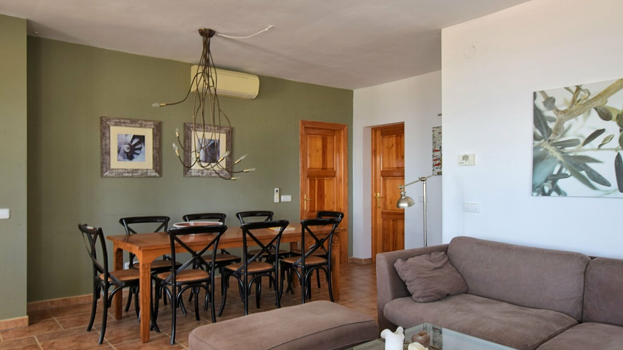 Photo of Livingroom in Sayalonga