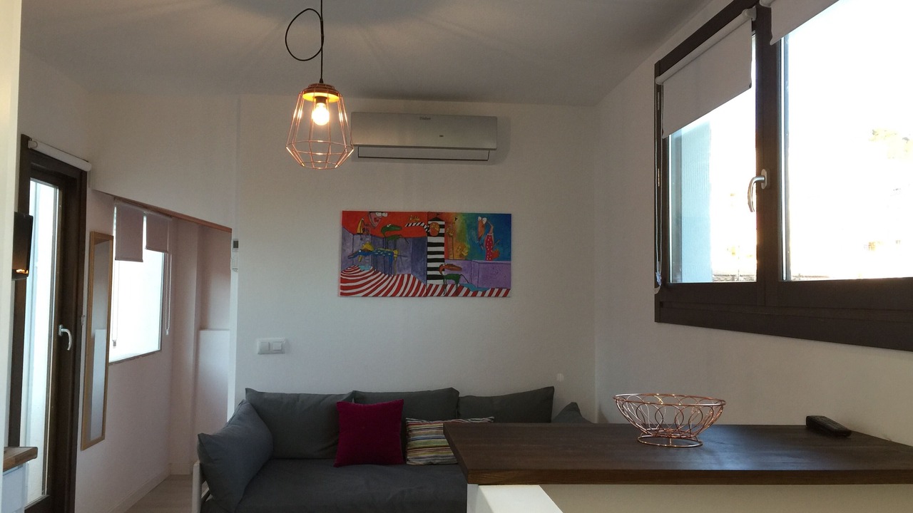 Photo of Livingroom in Central District