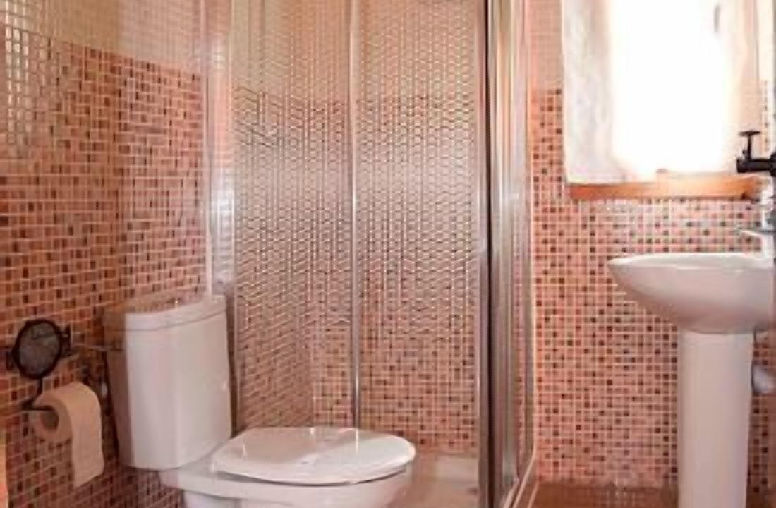 Photo of Bathroom in Andujar