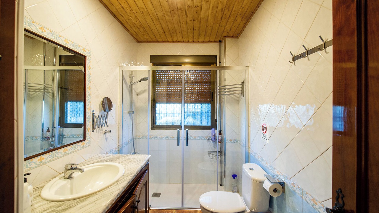 Photo of Bathroom in Alcaracejos