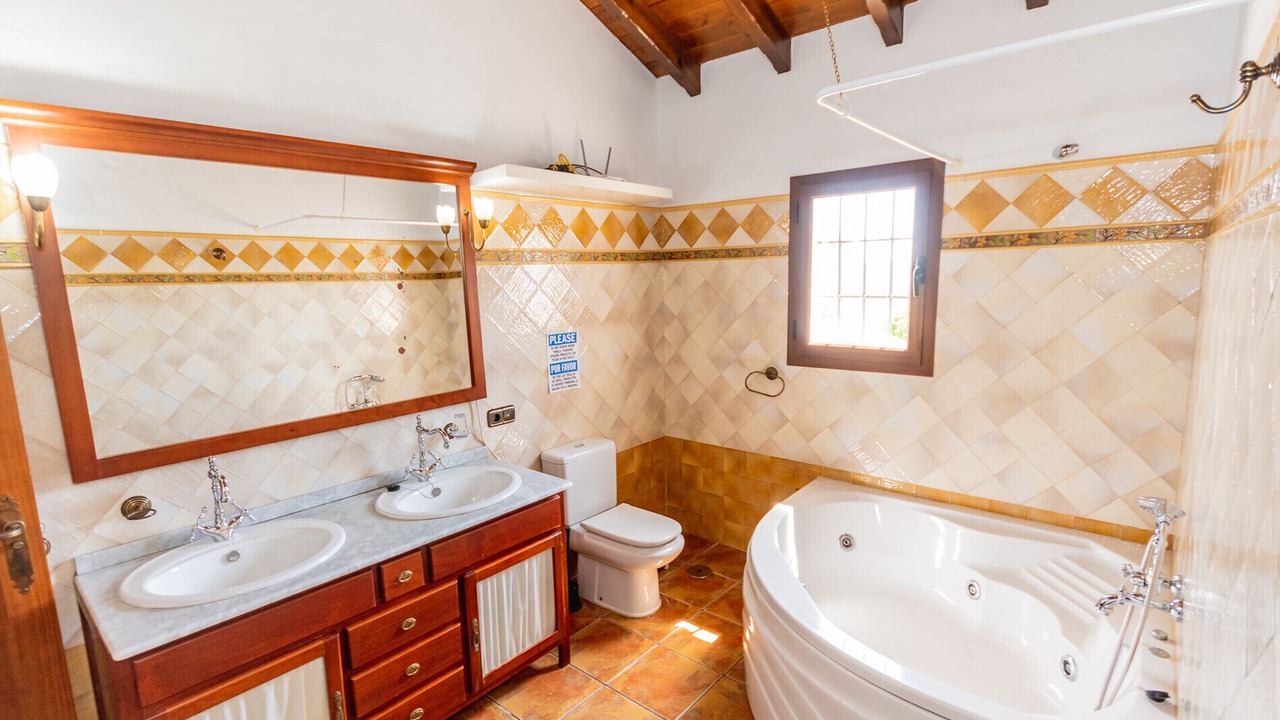 Photo of Bathroom in Alhaurin el Grande