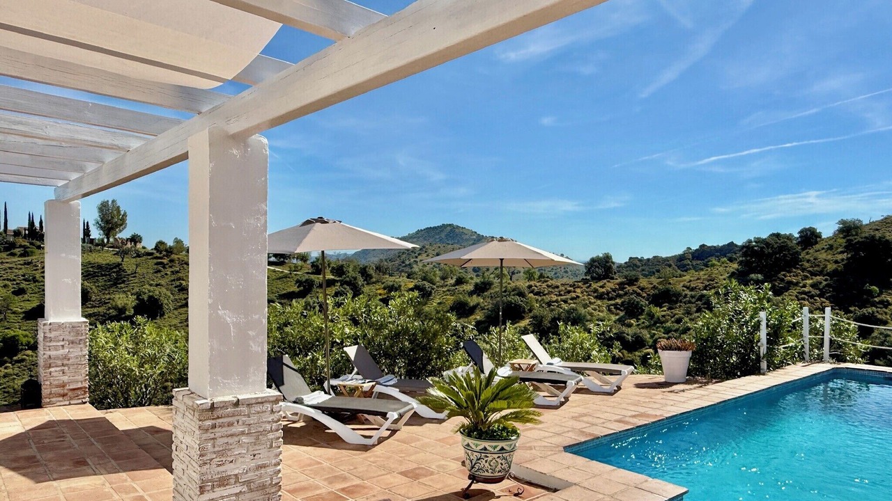 Photo of Outdoor in Guaro