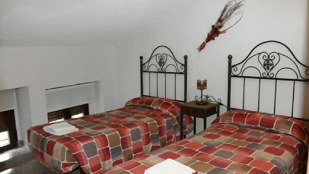 Photo of Bedroom in Navaluenga