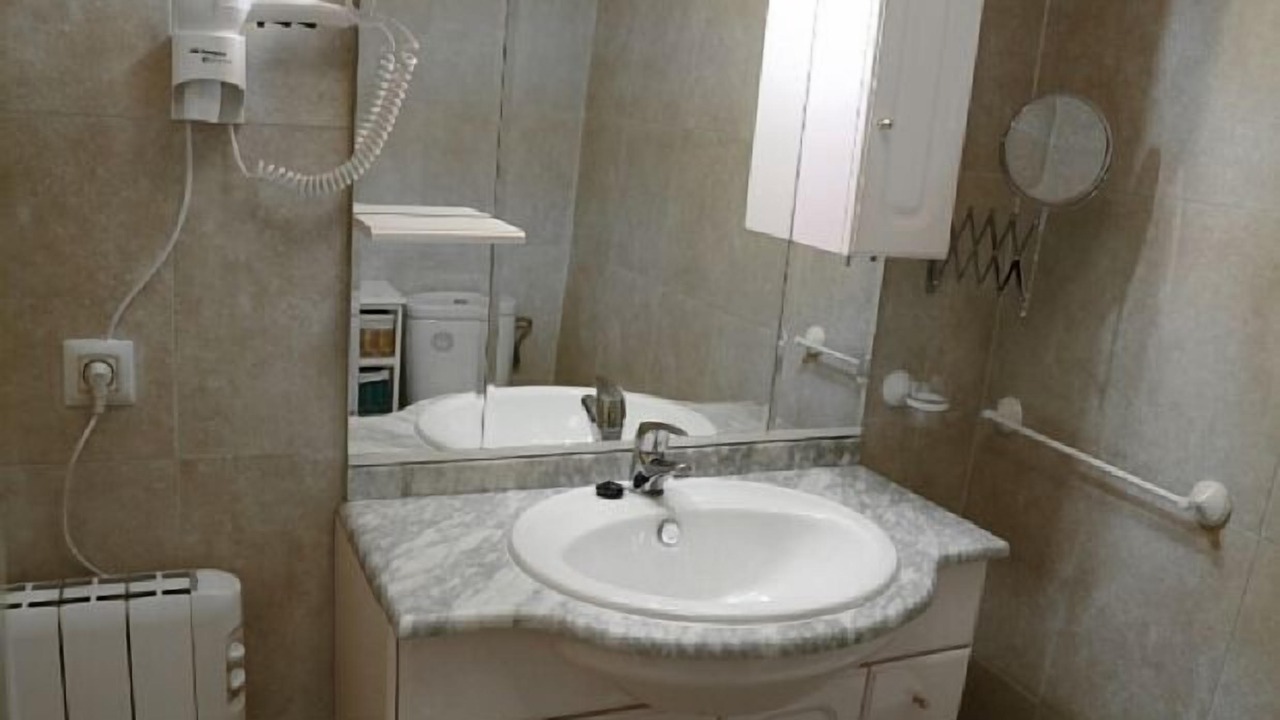 Photo of Bathroom in Navaluenga
