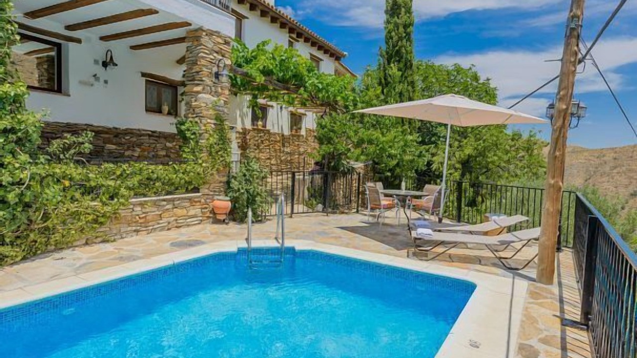 Photo of Outdoor in Laroya