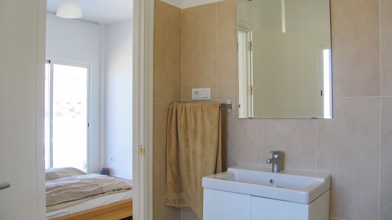 Photo of Bathroom in Arenas