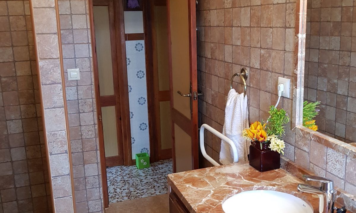 Photo of Bathroom in Iznajar