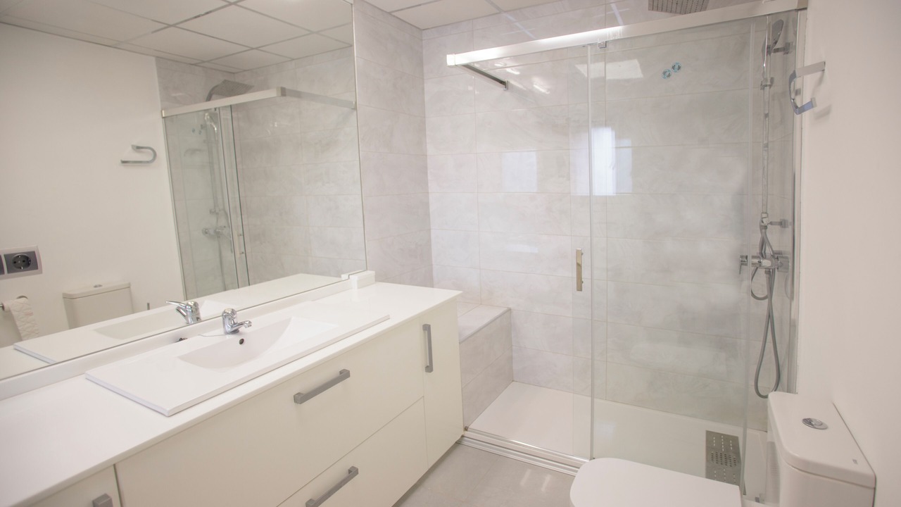 Photo of Bathroom in Los Geraeos