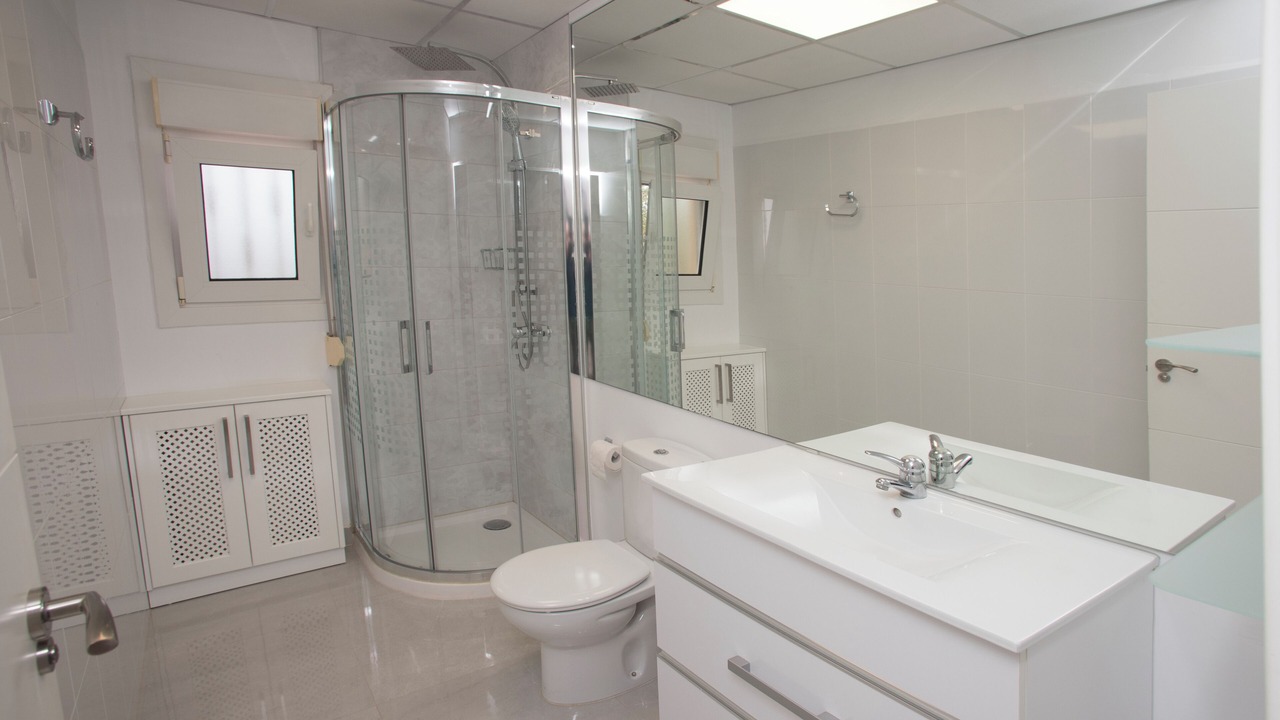 Photo of Bathroom in Los Geraeos