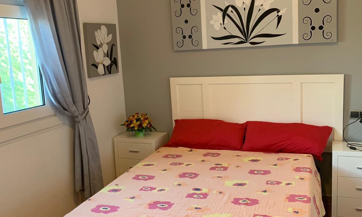 Photo of Bedroom in Los Geraeos