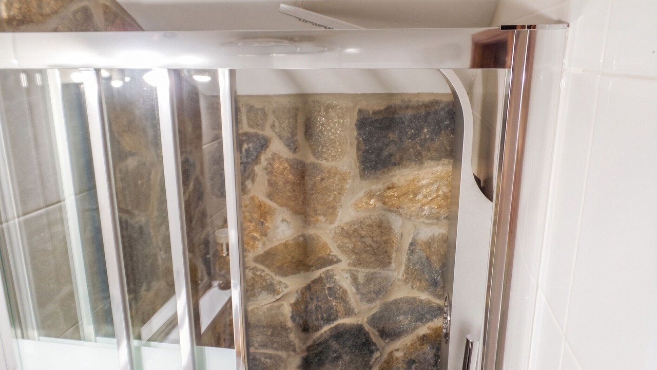 Photo of Bathroom in Altavista