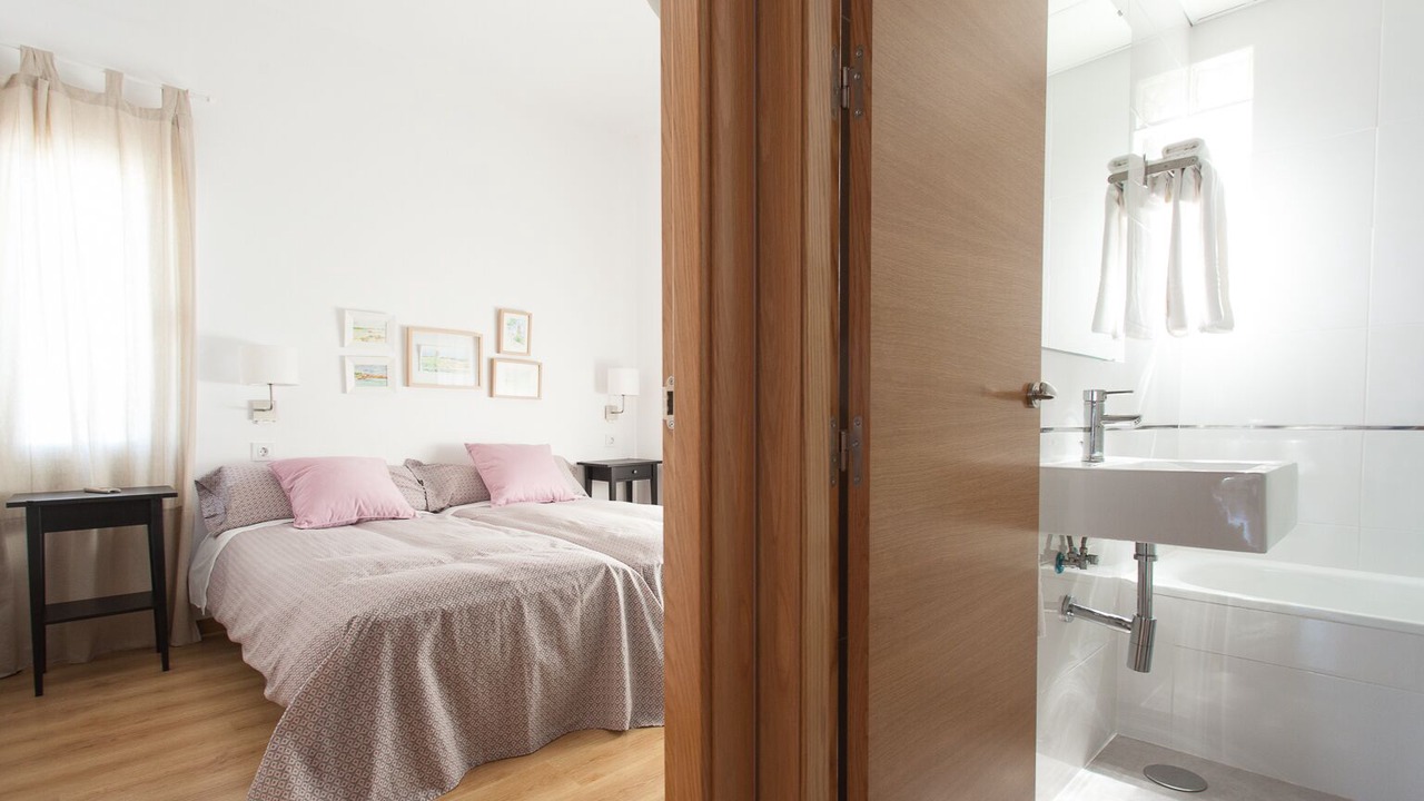 Photo of Bedroom in Alameda