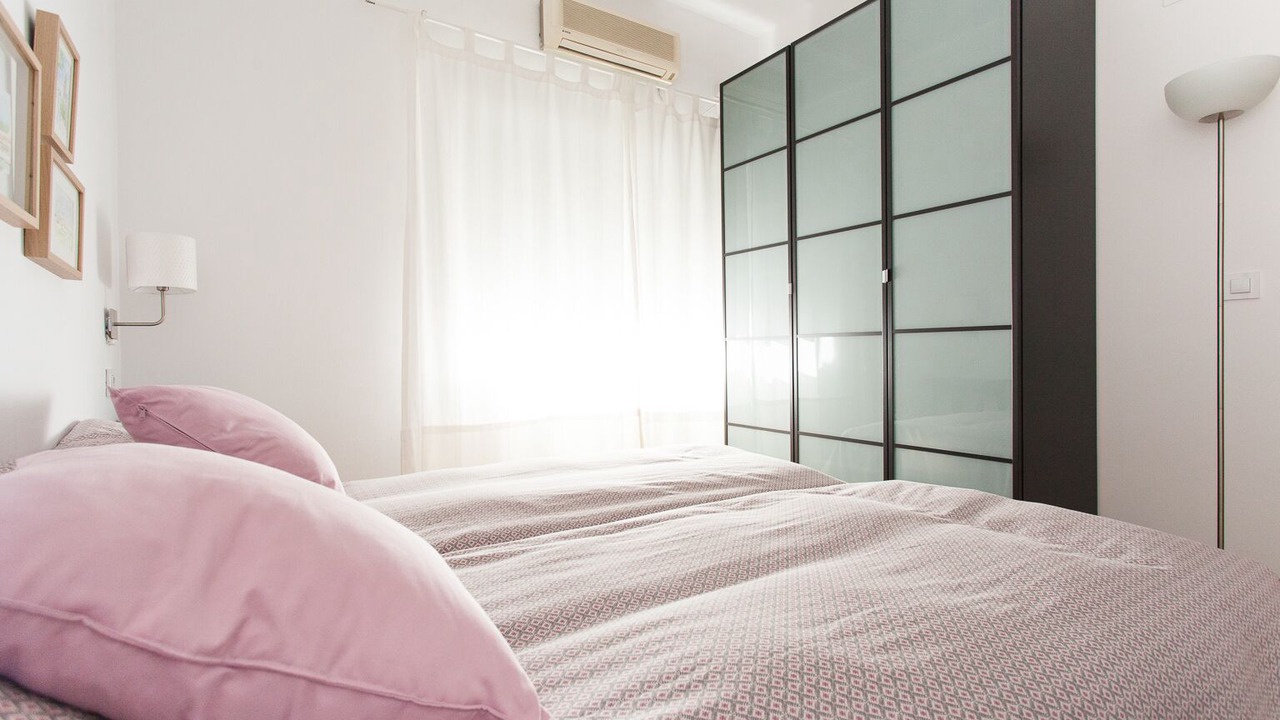 Photo of Bedroom in Alameda