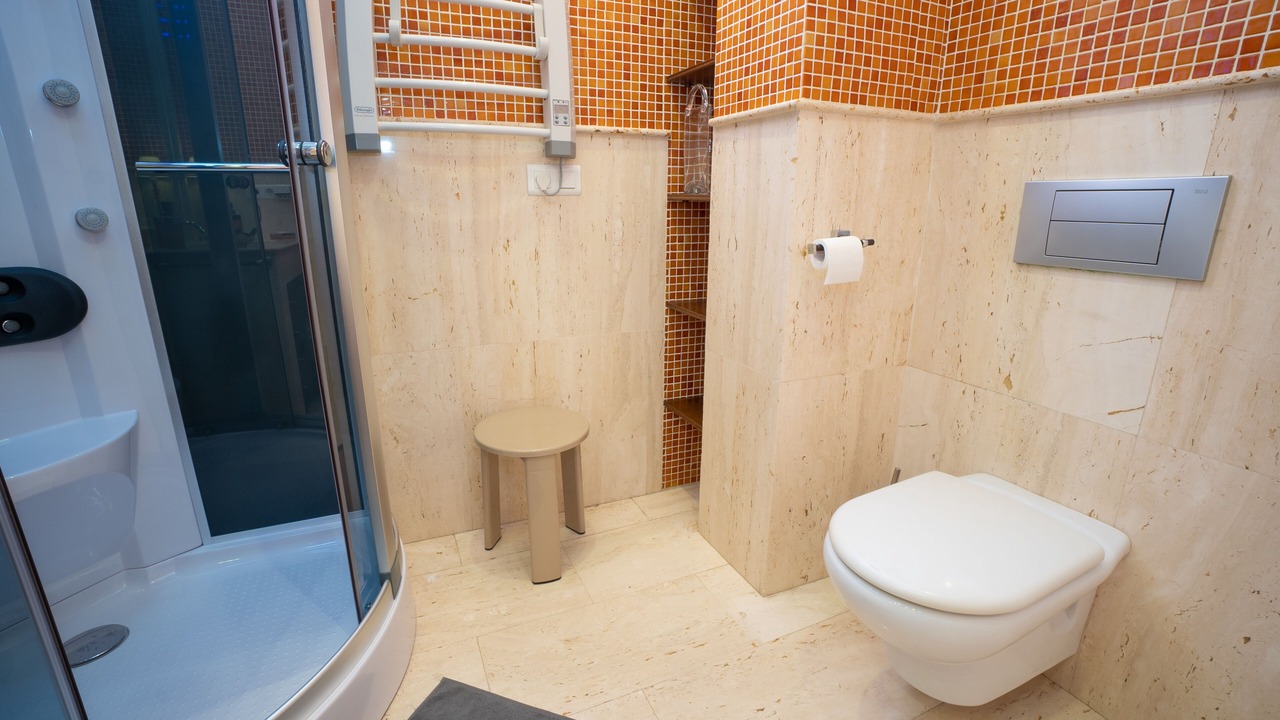 Photo of Bathroom in Nerja City Centre