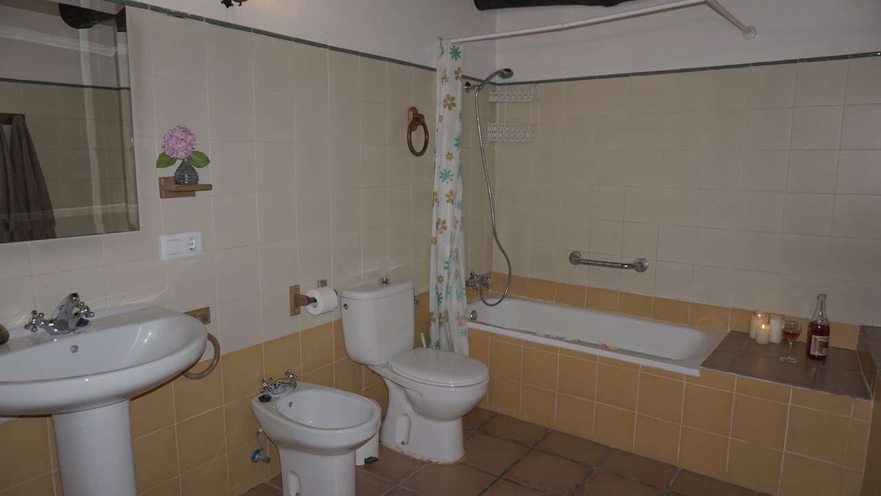 Photo of Bathroom in Fuenteheridos