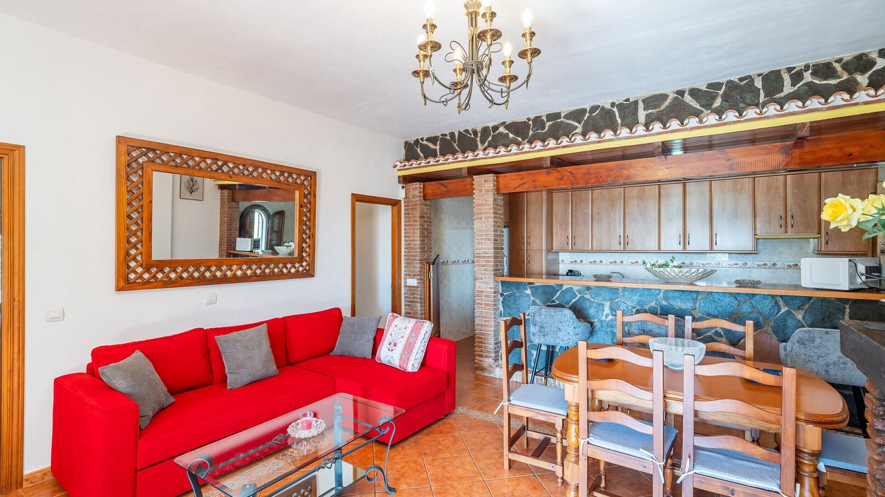 Photo of Livingroom in Alozaina