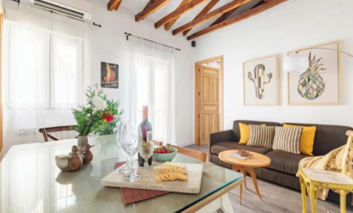 Photo of Livingroom in Embajadores